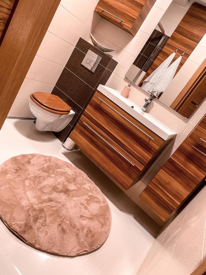 קילצה Apartament Solna 80 - Centrum Miasta Z Podziemnym Garazem מראה חיצוני תמונה