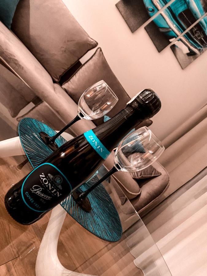 קילצה Apartament Solna 80 - Centrum Miasta Z Podziemnym Garazem מראה חיצוני תמונה